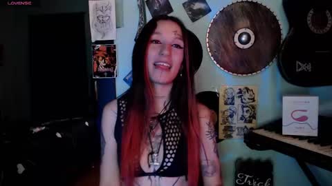 Call me Lilith online show from 11/25/25, 08:42