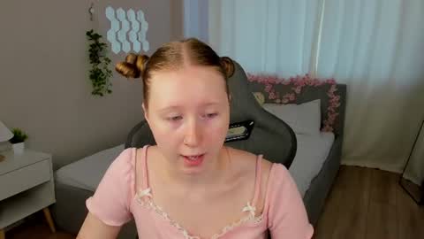 Snapshot of lilitiny chatting on 07/23/26, 01:41 Lili Tiny GMT2 3-10AM MonTueWedThuSat online show from 07/23/26, 01:41
