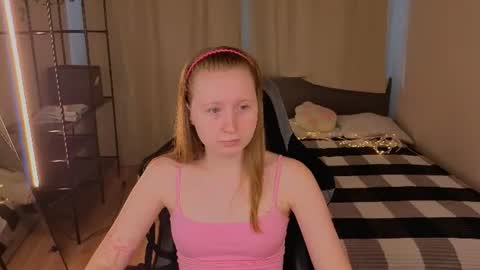 Snapshot of lilitiny chatting on 07/31/26, 08:03 Lili Tiny GMT2 3-10AM MonTueWedThuSat online show from 07/31/26, 08:03