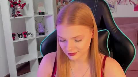 lilitrosen online show from 11/26/25, 05:36