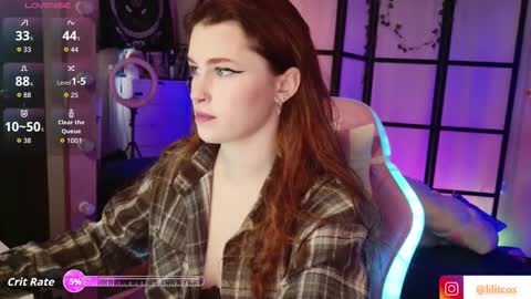 Snapshot of lilitslut chatting on 11/25/25, 11:10 Lilith online show from 11/25/25, 11:10