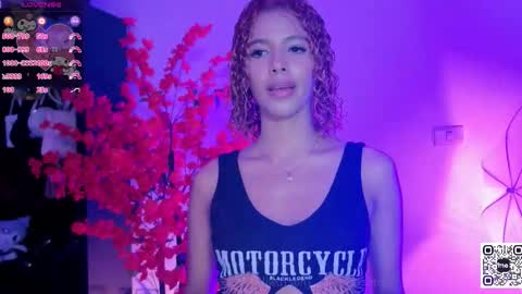 Snapshot of liliwatsonj chatting on 09/26/25, 02:15 3 Ig Lilisxo1 online show from 09/26/25, 02:15