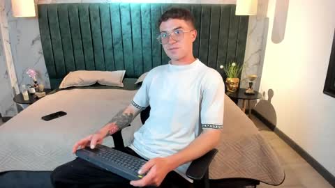 Lil James online show from 04/27/26, 10:08