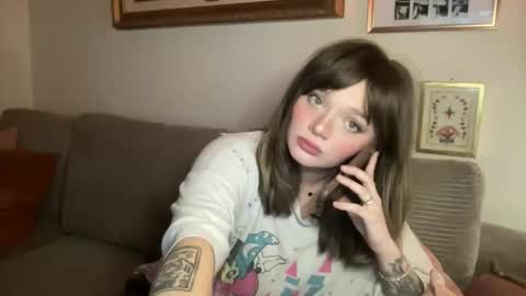 Snapshot of lill_daddysgirl chatting on 02/06/26, 01:54 lilldaddysgirl online show from 02/06/26, 01:54