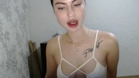 Snapshot of lillalovly chatting on 11/26/25, 09:32 Lilla online show from 11/26/25, 09:32