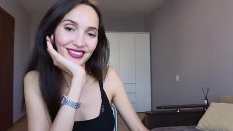 Lillian online show from 09/22/25, 11:01