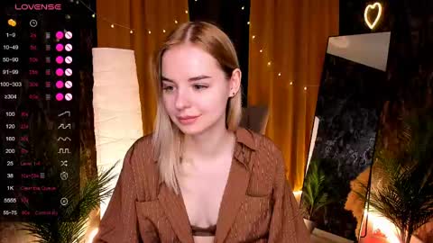 Snapshot of lillian_shine chatting on 04/26/26, 07:50 Lillian online show from 04/26/26, 07:50