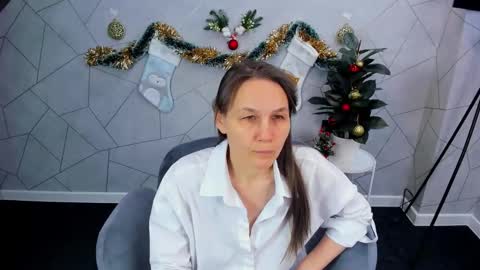 lillian_white1 online show from 12/26/24, 05:26