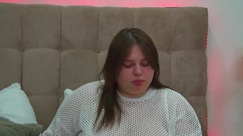 LillianHaig online show from 02/01/25, 06:40