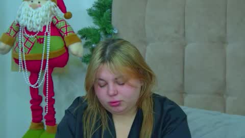 LillianHaig online show from 12/21/25, 06:31