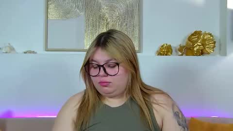 LillianHaig online show from 01/15/26, 06:44