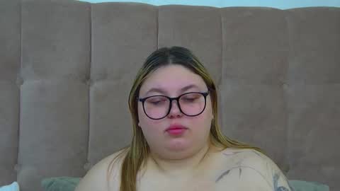 LillianHaig online show from 02/25/26, 06:28