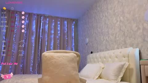 Lara Angel online show from 02/02/25, 05:42