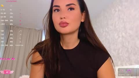 Lara Angel online show from 11/06/25, 04:46