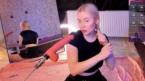 lillie_berry online show from 02/18/26, 05:03