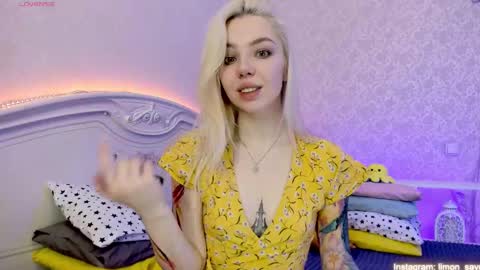 Snapshot of lillimooore chatting on 01/24/25, 11:56 LilliMoore online show from 01/24/25, 11:56