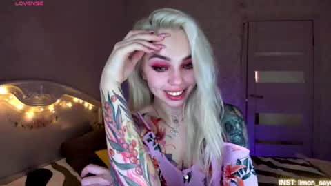 Snapshot of lillimooore chatting on 06/22/26, 11:46 LilliMoore online show from 06/22/26, 11:46