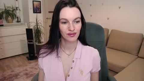 Snapshot of lilliyves chatting on 07/03/26, 06:36 lilliyves online show from 07/03/26, 06:36