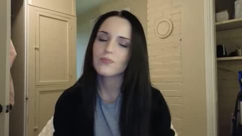 lilly_adams88 online show from 01/17/26, 12:59