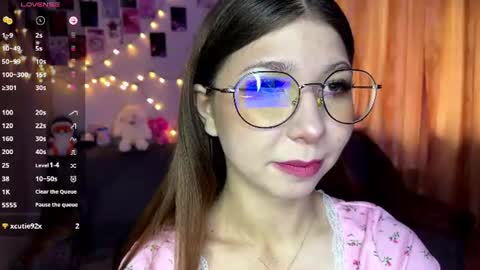 Snapshot of lilly_lilithh chatting on 06/22/26, 03:08 Lilith online show from 06/22/26, 03:08