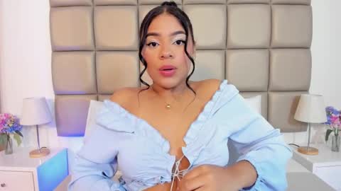 Snapshot of lilly_williamss chatting on 03/26/26, 03:23 Lilly online show from 03/26/26, 03:23