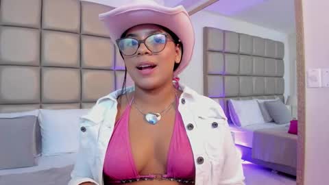 Snapshot of lilly_williamss chatting on 03/27/26, 08:26 Lilly online show from 03/27/26, 08:26