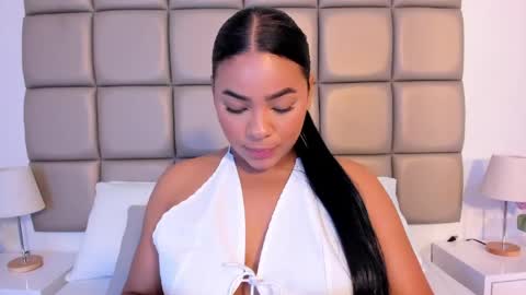 Snapshot of lilly_williamss chatting on 04/17/26, 10:24 Lilly online show from 04/17/26, 10:24