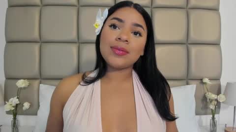 Snapshot of lilly_williamss chatting on 06/06/26, 04:17 Lilly online show from 06/06/26, 04:17