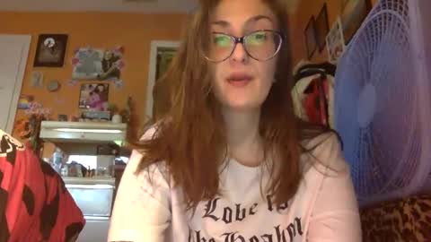 hi guys im back on here 3 online show from 10/13/25, 09:15