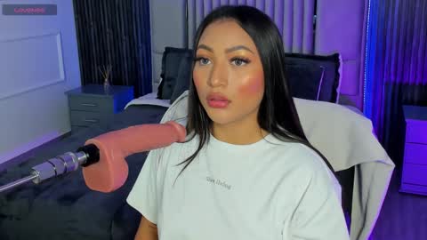 Snapshot of lillyortiz_ chatting on 03/08/25, 07:31 Lilly Ortiz online show from 03/08/25, 07:31