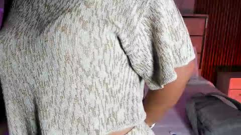 Snapshot of lillyortiz_ chatting on 09/23/25, 11:02 Lilly Ortiz online show from 09/23/25, 11:02