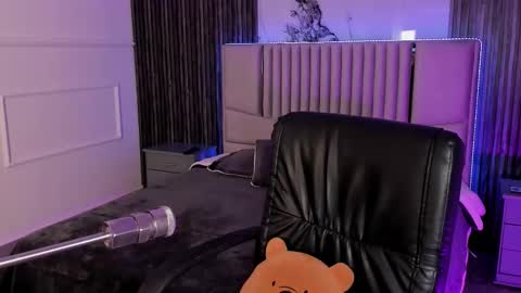 Snapshot of lillyortiz_ chatting on 10/09/25, 08:07 Lilly Ortiz online show from 10/09/25, 08:07