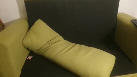 Snapshot of lillysissi chatting on 01/13/25, 02:39 Lilli Sissy SlutCat online show from 01/13/25, 02:39