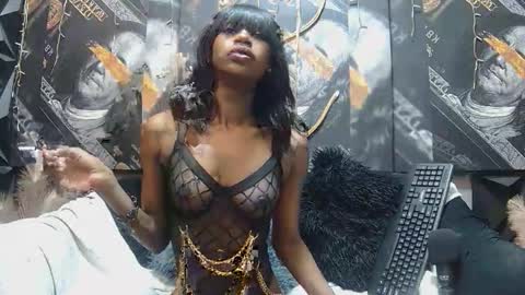 Snapshot of lilmissbaddiexxx chatting on 06/05/26, 09:53 lilmissbaddiexxx online show from 06/05/26, 09:53