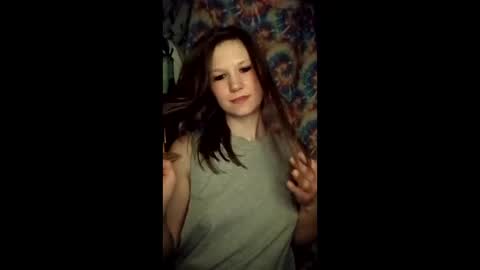 Snapshot of lilmissscorpi0 chatting on 04/11/26, 07:02 lilmissscorpi0 online show from 04/11/26, 07:02