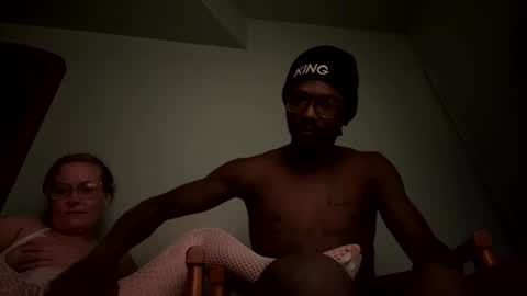 Mommy  Daddy online show from 11/13/25, 04:00