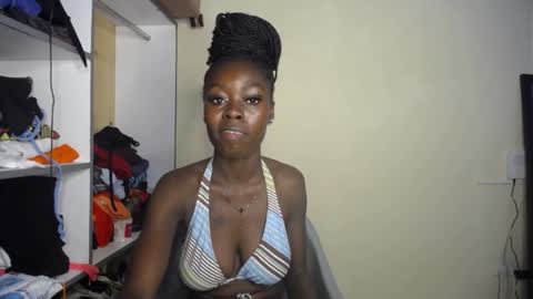 Snapshot of lilmystic_lola chatting on 04/09/26, 11:15 Chelsea online show from 04/09/26, 11:15