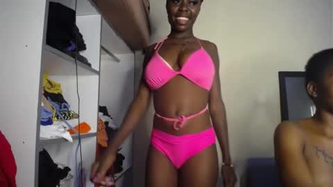 Snapshot of lilmystic_lola chatting on 04/11/26, 06:56 Chelsea online show from 04/11/26, 06:56