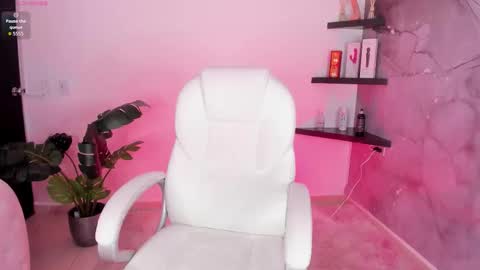 Snapshot of lilokat_ chatting on 09/21/25, 03:19 Lilo online show from 09/21/25, 03:19