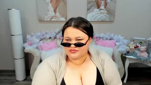 Snapshot of lilolewins chatting on 01/14/25, 12:43 LiloLewins online show from 01/14/25, 12:43