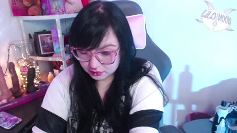 Lilo  online show from 12/04/24, 03:04