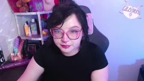 Lilo  online show from 01/19/25, 04:22