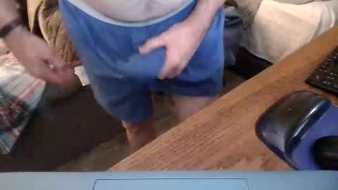 Snapshot of lilpackage69 chatting on 02/03/25, 03:31 lilpackage69 online show from 02/03/25, 03:31