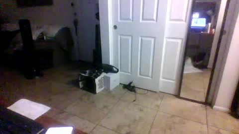 Snapshot of lilpackage69 chatting on 10/23/25, 07:18 lilpackage69 online show from 10/23/25, 07:18