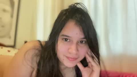 Snapshot of lilprincessxoxo_ chatting on 12/19/25, 05:53 lilprincessxoxo_ online show from 12/19/25, 05:53