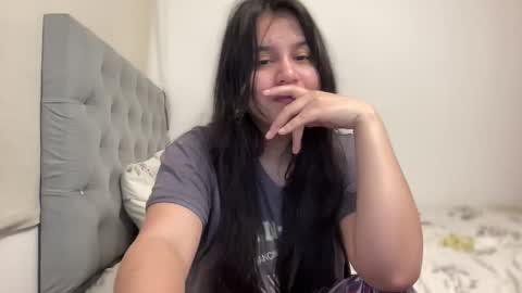 Snapshot of lilprincessxoxo_ chatting on 04/13/26, 06:19 lilprincessxoxo_ online show from 04/13/26, 06:19
