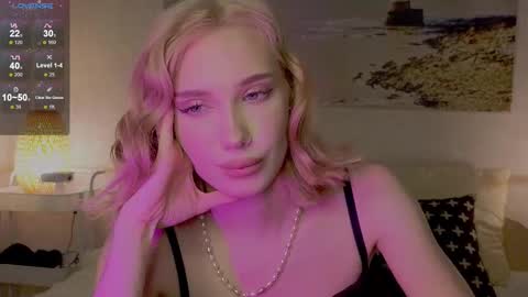 Jesse and Grace online show from 03/11/25, 02:21