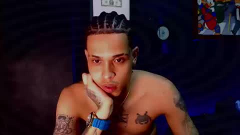 Snapshot of lilray99 chatting on 03/25/26, 04:29 ONLYFANS online show from 03/25/26, 04:29
