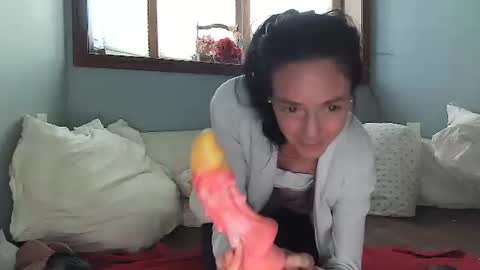 Lilrosiedoll online show from 10/24/25, 04:25