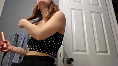 lilsirens11ut online show from 12/15/25, 06:23